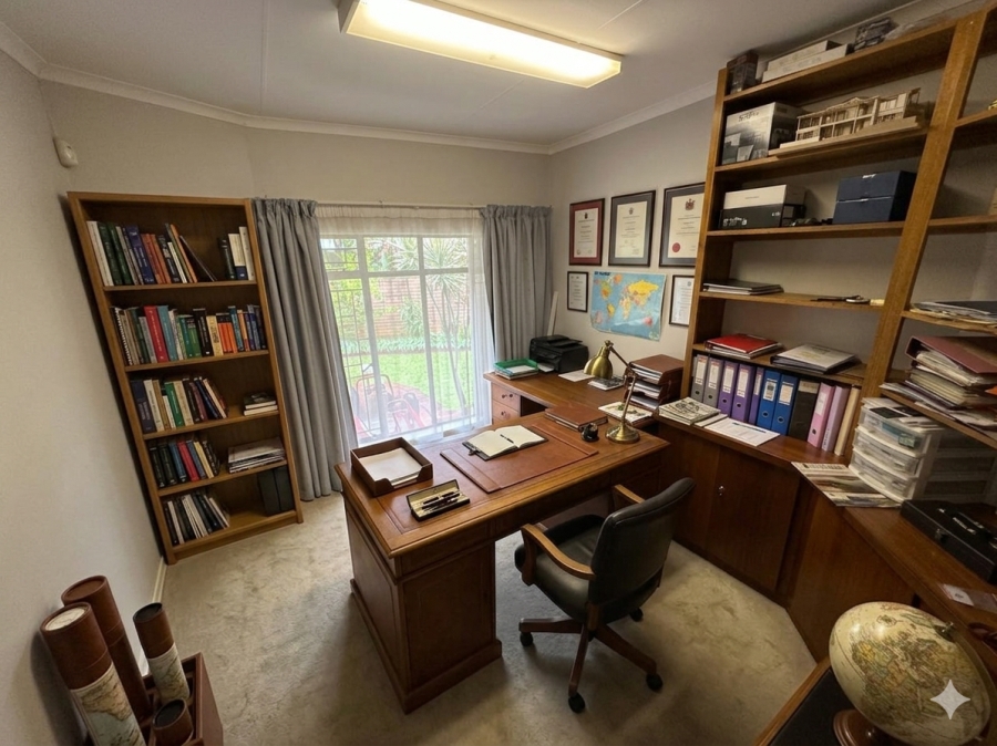 4 Bedroom Property for Sale in Bodorp North West